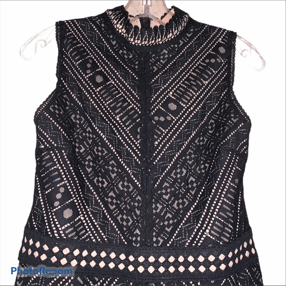 ❌SOLD❌ Anthropologie Medium Bella Lace Minidress - Picture 5 of 12
